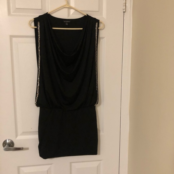 Party Dress 🎉 - Picture 1 of 3